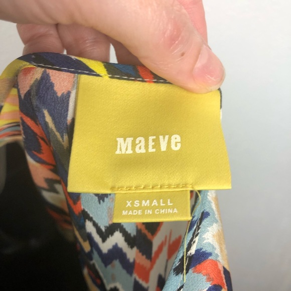 MAEVE Anthro Shirt Grafica Chevron 100% Silk Sz XS - Picture 10 of 11